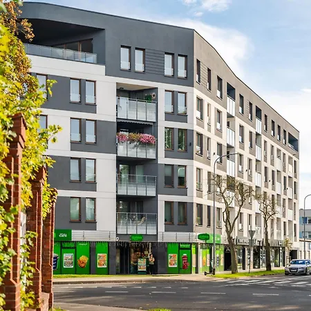 Apartamento Artyleryjska For 6 People By Bookinghost