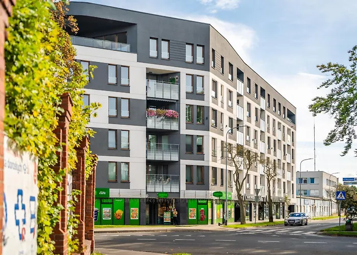 Apartamento Artyleryjska For 6 People By Bookinghost