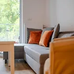Apartamento Artyleryjska For 6 People By Bookinghost Kołobrzeg