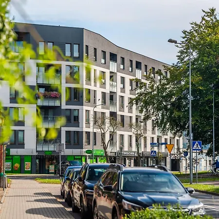 Apartment Artyleryjska For 8 People Kolobrzeg