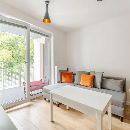 Appartement Artyleryjska For 6 People By Bookinghost