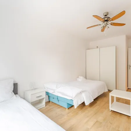 Appartement Artyleryjska For 6 People By Bookinghost *