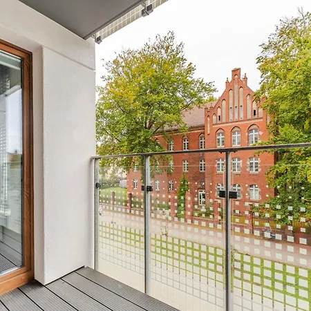 Apartment Artyleryjska For 8 People *