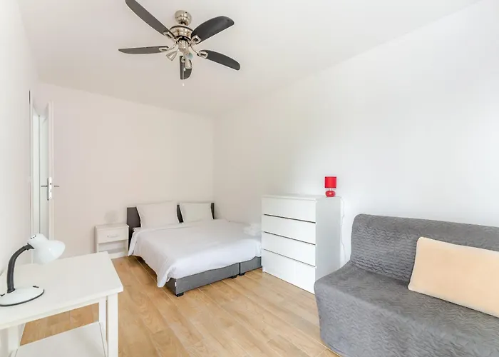 Artyleryjska For 6 People By Bookinghost *