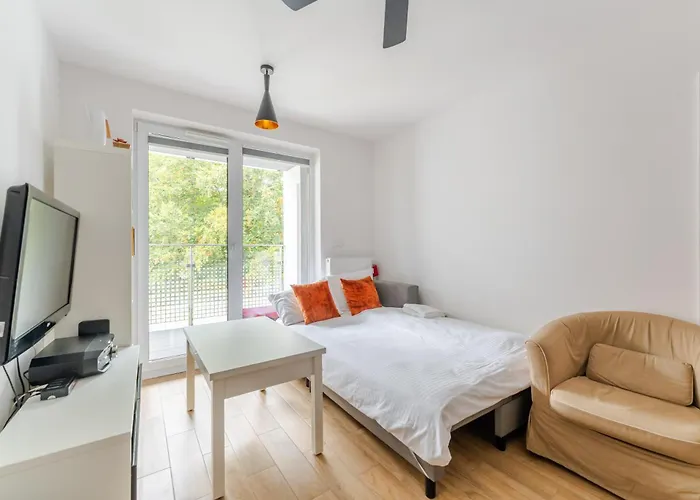 Artyleryjska For 6 People By Bookinghost