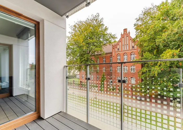 Apartment Artyleryjska For 6 People By Bookinghost *